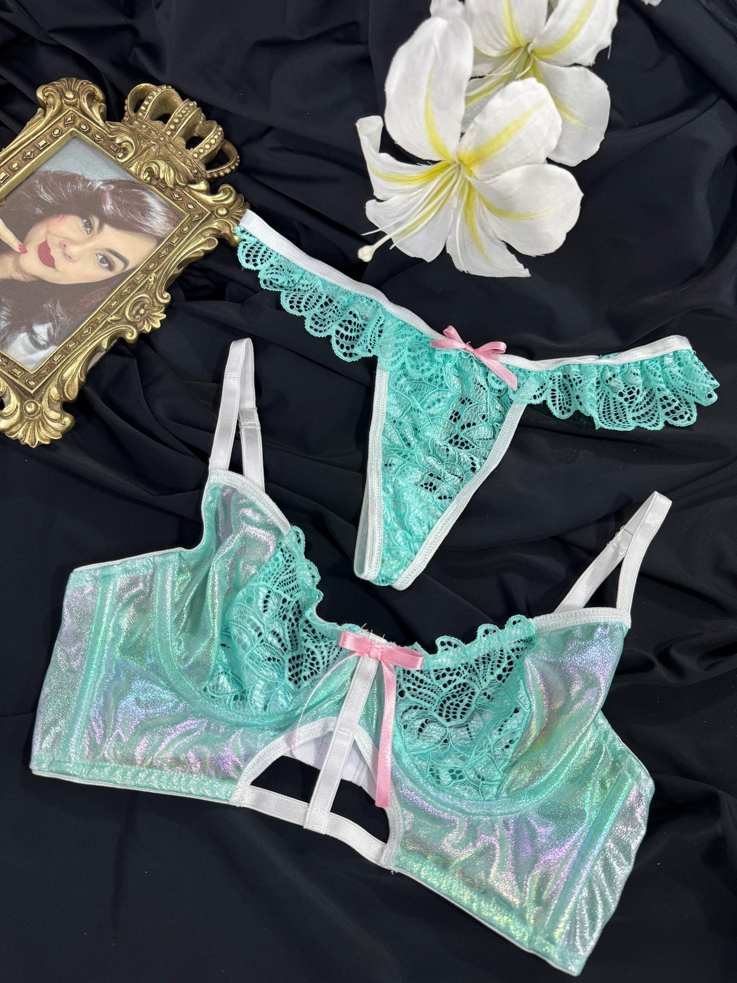 Set. Sirena